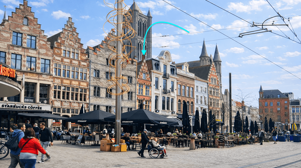 1774434924-Zonnige straat met historische gebouwen